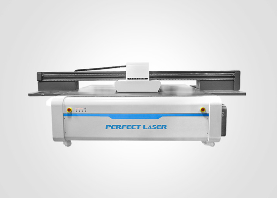 Industri Periklanan 2500mm * 1300mm Format Besar Flatbed Uv Inkjet Printer untuk Kayu Plastik Kulit PVC