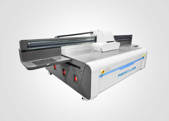 Industri Periklanan 2500mm * 1300mm Format Besar Flatbed Uv Inkjet Printer untuk Kayu Plastik Kulit PVC
