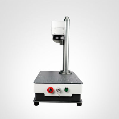 20W 30W 50W Mesin Ukiran Laser Serat Desktop Kecil untuk Penandaan Logam
