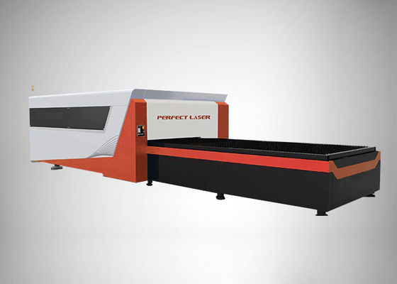 Pemotong laser serat Logam CNC Berkecepatan Tinggi Raycus / Max / IPG Dengan Platform Pertukaran